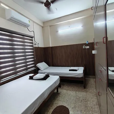 Sreevalsam Guest House-3